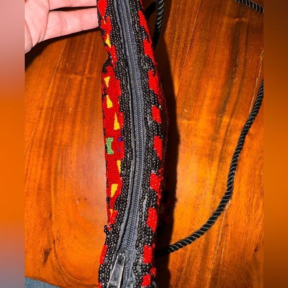 Gammon Shire Native American Tribal/S.W. glass beaded crossbody/clutch EUC - Picture 11 of 15